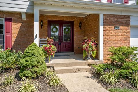 1426 Devils Backbone Rd, Cincinnati, OH 45233 photo 2