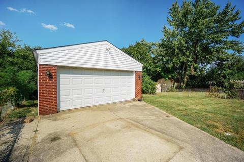 2420 Garrison Dr, Cincinnati, OH 45231 photo 20