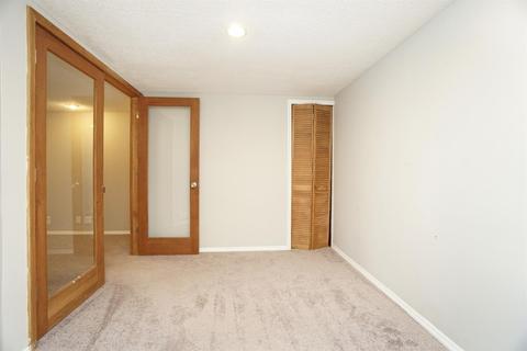 2420 Garrison Dr, Cincinnati, OH 45231 photo 16
