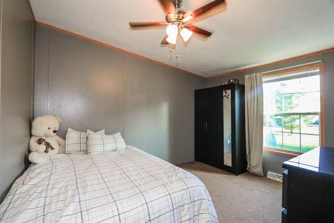 4210 E Fork Hills Dr, Batavia, OH 45103 photo 16