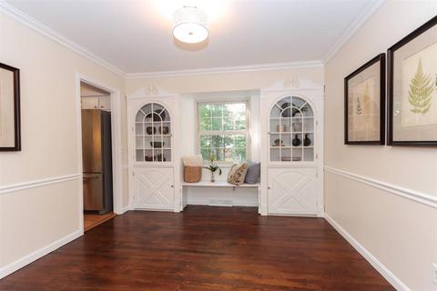 1027 Timber Trl, Cincinnati, OH 45224 photo 9