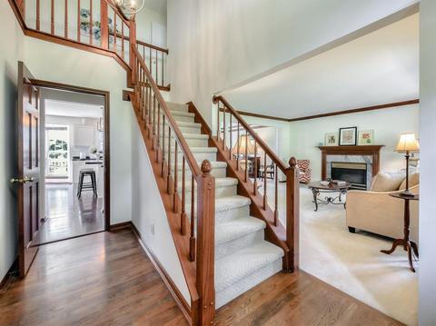3219 Cooper Rd, Evendale, OH 45241 photo 5