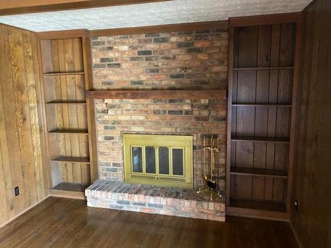 1576 Silverglade Ct, Cincinnati, OH 45240 photo 2