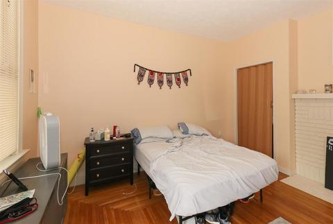 416 Ada St, Cincinnati, OH 45219 photo 4