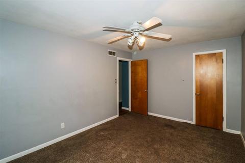 9068 Ranchill Dr, Cincinnati, OH 45231 photo 13