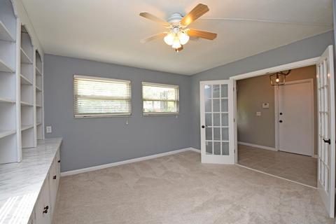 161 Junedale Dr, Greenhills, OH 45218 photo 7