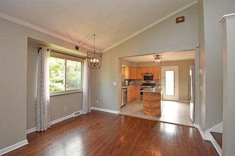 161 Junedale Dr, Greenhills, OH 45218 photo 12
