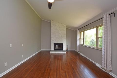 161 Junedale Dr, Greenhills, OH 45218 photo 9