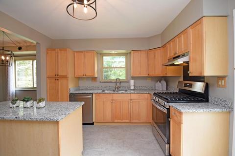 161 Junedale Dr, Greenhills, OH 45218 photo 17