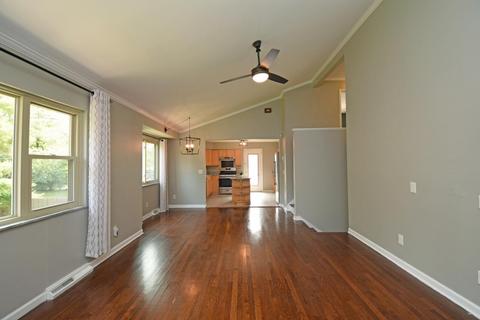 161 Junedale Dr, Greenhills, OH 45218 photo 11