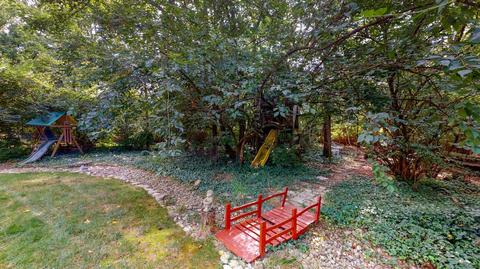9560 Millbrook Dr, Cincinnati, OH 45231 photo 4