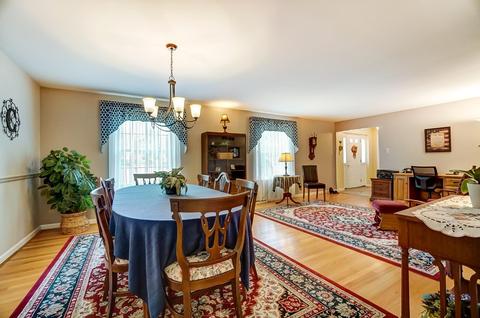 5677 Pinehill Ln, Cincinnati, OH 45238 photo 7