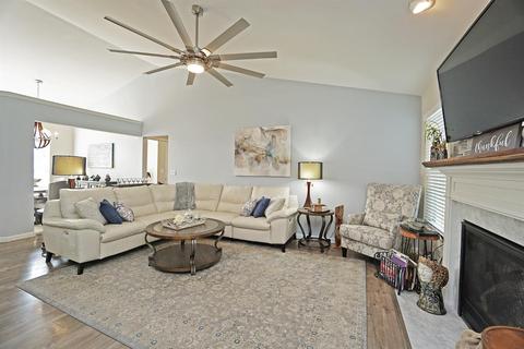 1041 Spruce Gln, Morrow, OH 45152 photo 6