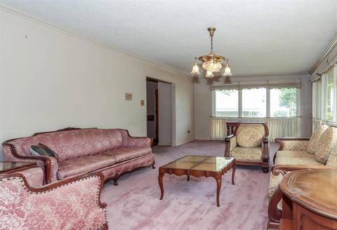 1127 Burns Ave, Wyoming, OH 45215 photo 8