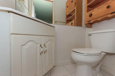 1127 Burns Ave, Wyoming, OH 45215 photo 16