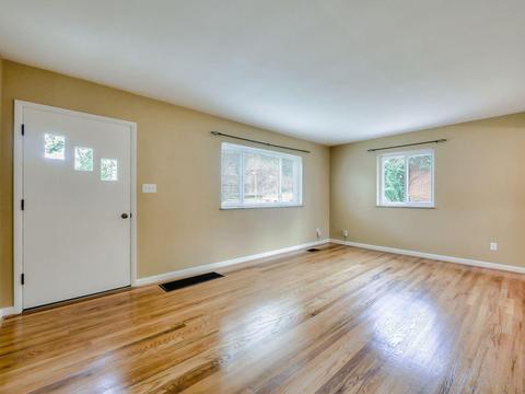 8942 Applewood Dr, Cincinnati, OH 45236 photo 4