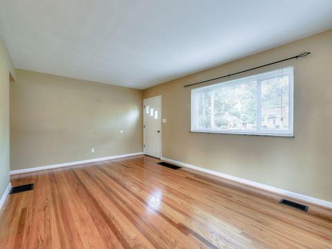 8942 Applewood Dr, Cincinnati, OH 45236 photo 5