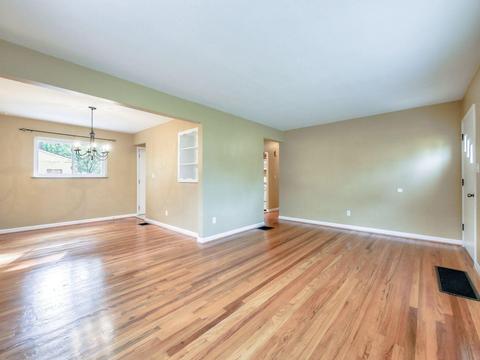 8942 Applewood Dr, Cincinnati, OH 45236 photo 6