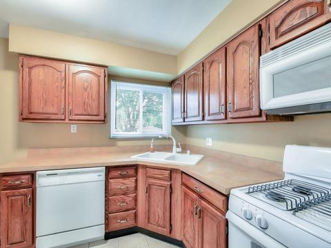 8942 Applewood Dr, Cincinnati, OH 45236 photo 9