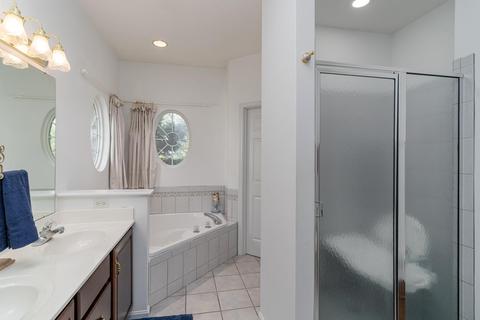 4661 Hampton Pointe Dr, Cincinnati, OH 45248 photo 19