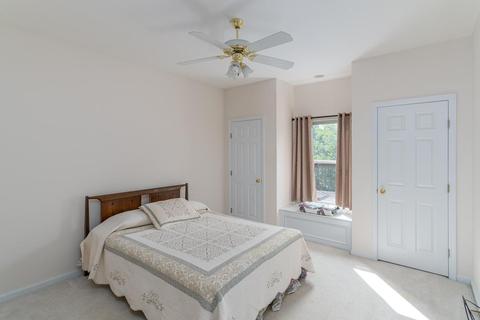 4661 Hampton Pointe Dr, Cincinnati, OH 45248 photo 23