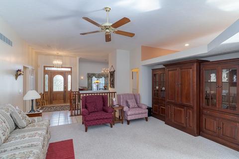 4661 Hampton Pointe Dr, Cincinnati, OH 45248 photo 8
