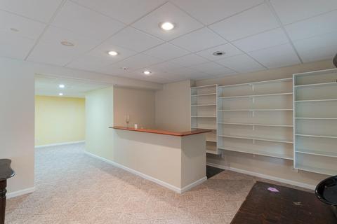 4661 Hampton Pointe Dr, Cincinnati, OH 45248 photo 28