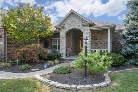 4661 Hampton Pointe Dr, Cincinnati, OH 45248 photo 4