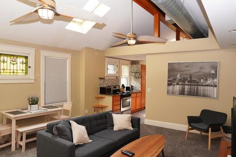 1027 Celestial St, Cincinnati, OH 45202 photo 2