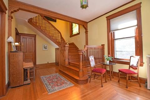 519 Howell Ave, Cincinnati, OH 45220 photo 4