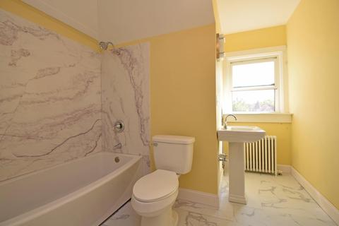 519 Howell Ave, Cincinnati, OH 45220 photo 37