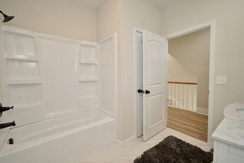 1554 Ruth Ave, Cincinnati, OH 45207 photo 26