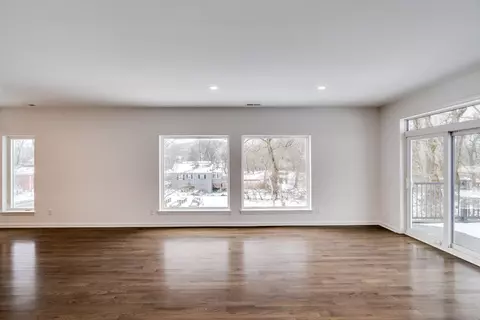 243 Strader Ave, Cincinnati, OH 45226 photo 8