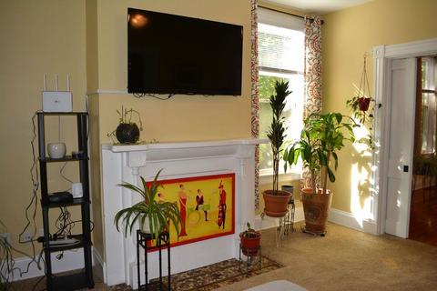 1306 Groesbeck Rd, Cincinnati, OH 45224 photo 5