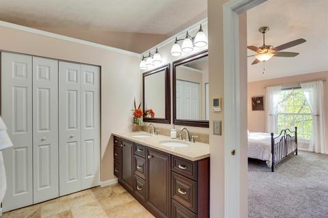 7885 Wainwright Ln, Maineville, OH 45039 photo 12