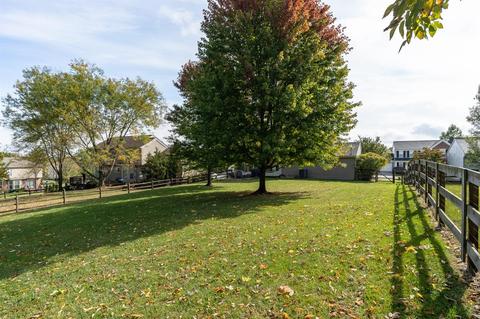7885 Wainwright Ln, Maineville, OH 45039 photo 28