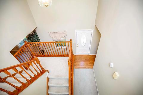 773 Regent Rd, Cincinnati, OH 45245 photo 19