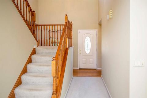 773 Regent Rd, Cincinnati, OH 45245 photo 4