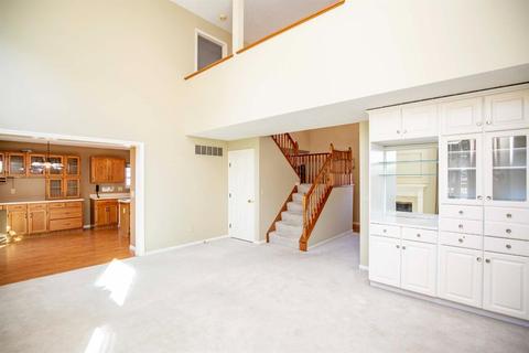 773 Regent Rd, Cincinnati, OH 45245 photo 16
