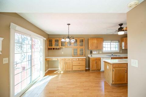 773 Regent Rd, Cincinnati, OH 45245 photo 12