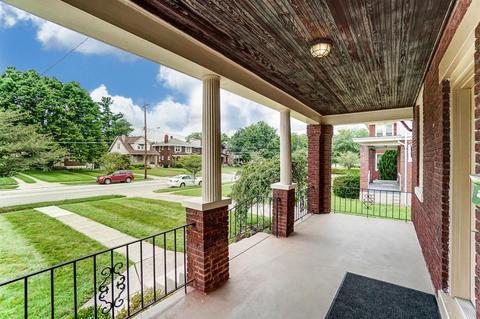 1030 Overlook Ave, Cincinnati, OH 45238 photo 3