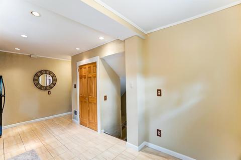 1030 Overlook Ave, Cincinnati, OH 45238 photo 16