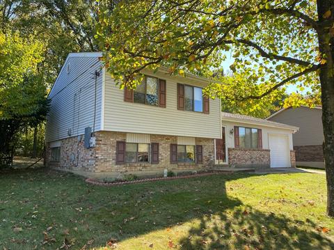 1545 Hazelgrove Dr, Cincinnati, OH 45240 photo 4