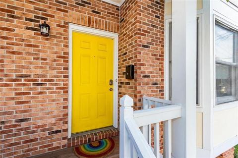 2712 Hackberry St, Cincinnati, OH 45206 photo 2