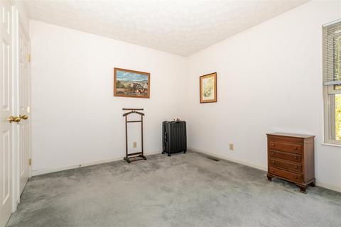 308 Parktrace Ct, Cincinnati, OH 45238 photo 25