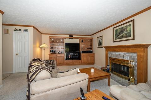 308 Parktrace Ct, Cincinnati, OH 45238 photo 9