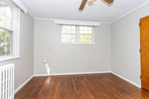 30 Burnham St, Greenhills, OH 45218 photo 11