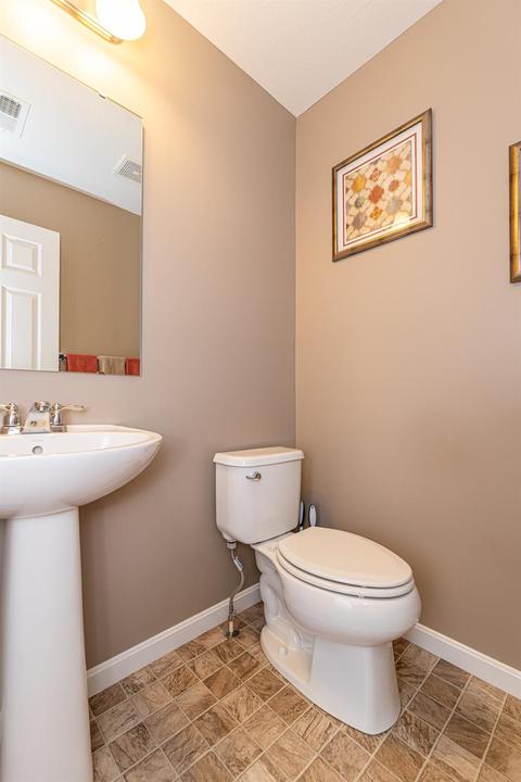 953 Ellson Rd, Cincinnati, OH 45245 photo 15