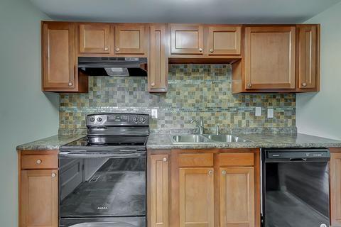 935 Harrogate Ct, Forest Park, OH 45240 photo 9
