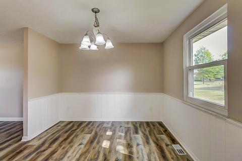 935 Harrogate Ct, Forest Park, OH 45240 photo 7